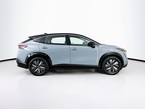 Used 2023 Nissan Ariya FWD image 10