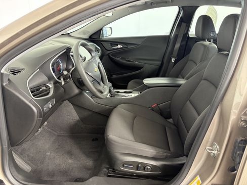 Used 2024 Chevrolet Malibu LT FWD image 6