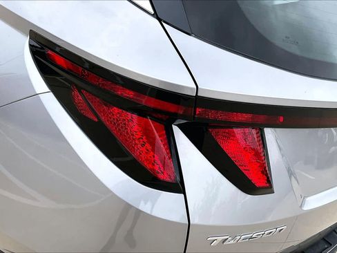 Used 2024 Hyundai Tucson SE FWD image 27