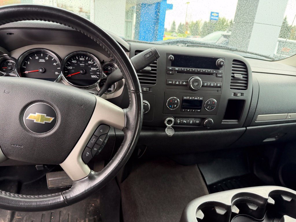 Used 2012 Chevrolet Silverado 2500 LT w/ Z71 Appearance Package AWD/4WD image 17