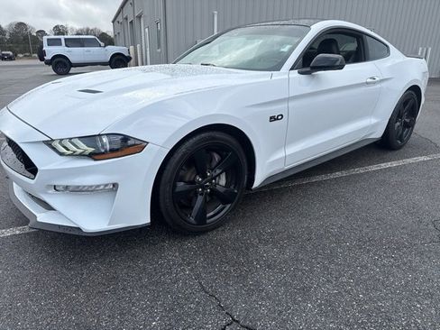 Used 2021 Ford Mustang GT Premium w/ Equipment Group 401A image 7