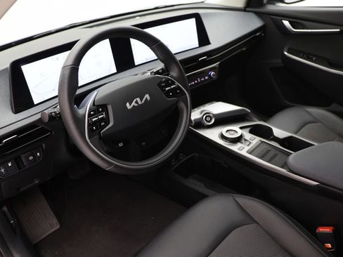 Used 2024 Kia EV6 Light image 14