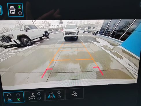 Used 2025 GMC Acadia Elevation image 6