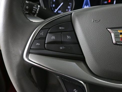 Used 2022 Cadillac XT5 Premium Luxury w/ Technology Package image 9