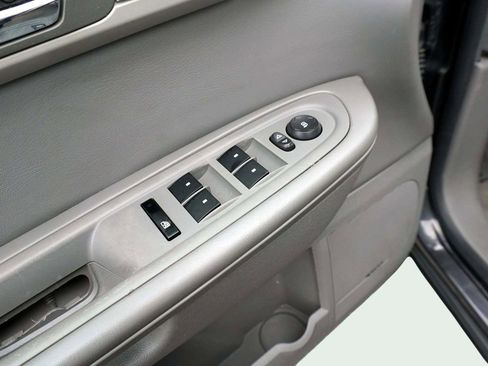 Used 2015 Chevrolet Traverse LT FWD image 15