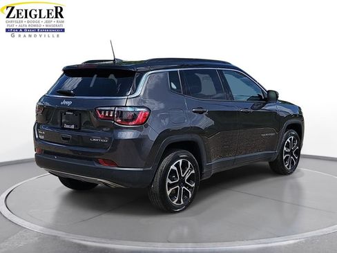 Used 2023 Jeep Compass Limited AWD/4WD image 5