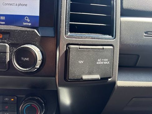 Used 2021 Ford F250 XLT w/ XLT Premium Package AWD/4WD image 29