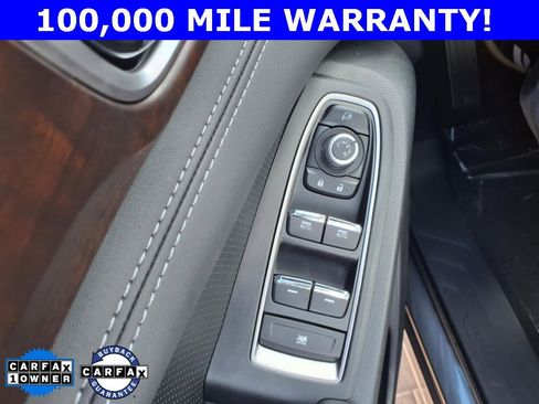 Used 2025 Subaru Ascent Touring image 17