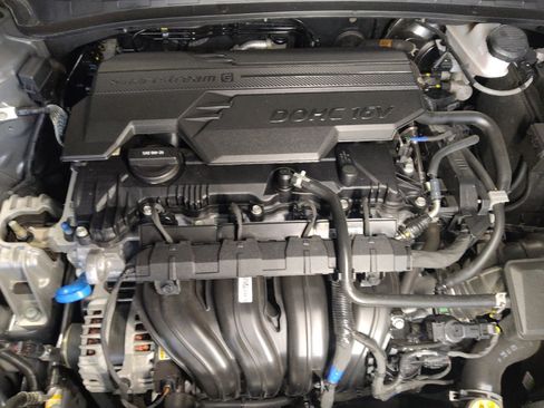Used 2025 Hyundai Elantra Sport FWD image 30