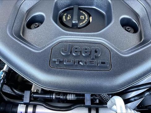 Used 2023 Jeep Grand Cherokee Trailhawk w/ Advanced Protech Group II AWD/4WD image 32