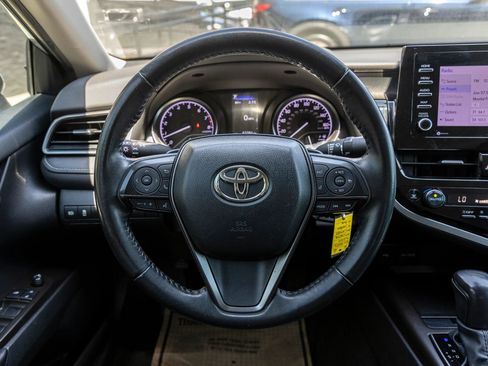 Used 2024 Toyota Camry SE FWD image 25