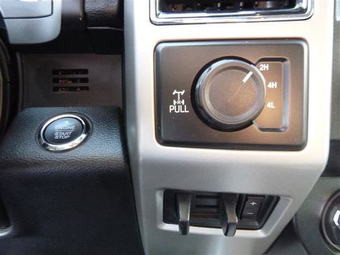 Used 2019 Ford F250 Lariat w/ Lariat Ultimate Package image 18