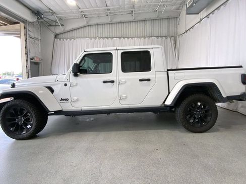 Used 2024 Jeep Gladiator Sport AWD/4WD image 26