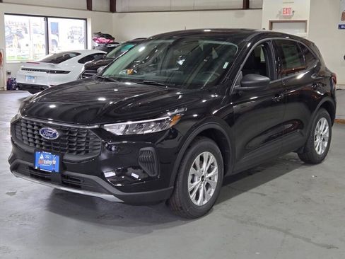 New 2025 Ford Escape Active w/ Cold Weather Package image 5