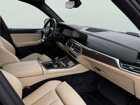 Used 2021 BMW X5 xDrive40i w/ Premium Package image 57