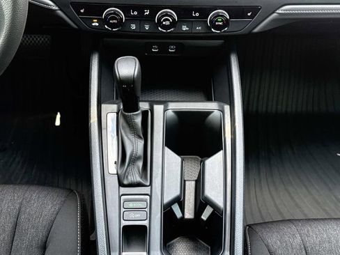 Used 2025 Honda Accord SE image 15