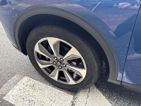 Used 2023 Ford Escape Platinum w/ Class II Trailer Tow Package image 12