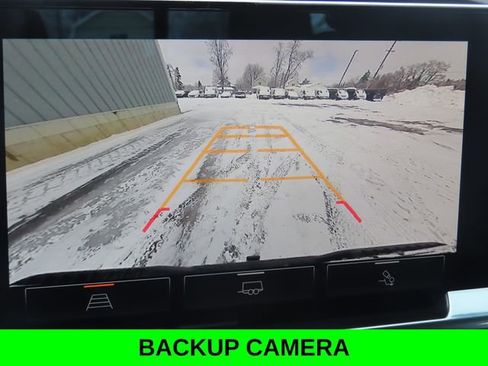 Used 2024 GMC Sierra 1500 Elevation w/ Preferred Package AWD/4WD image 6