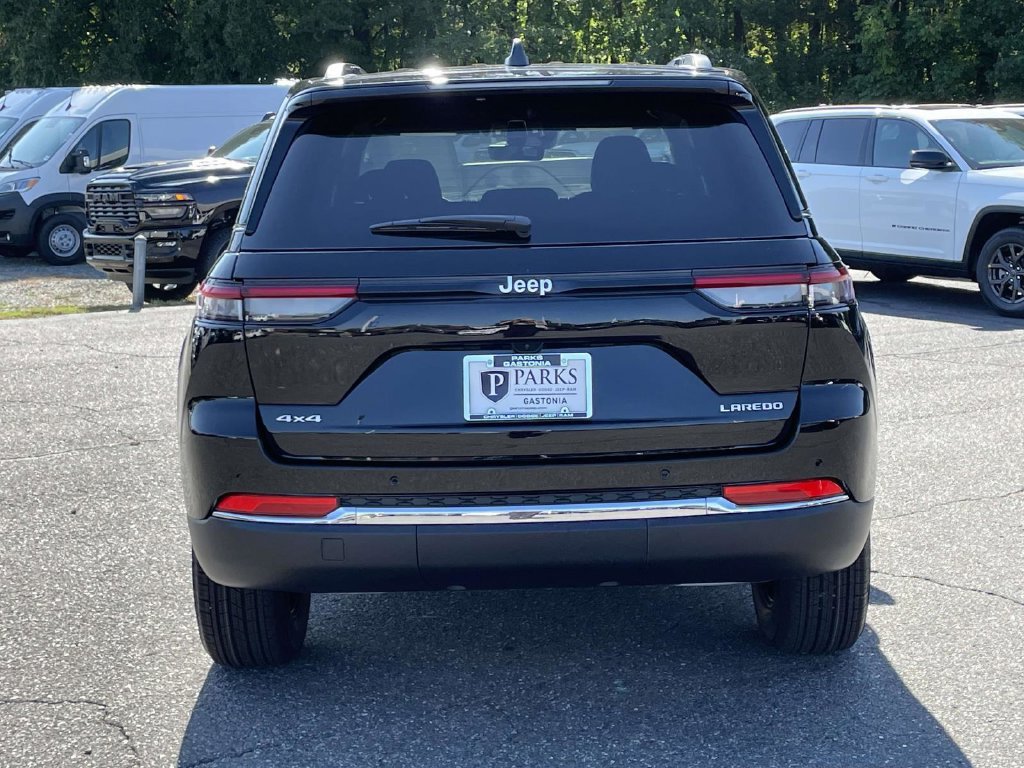 New 2027 Jeep Grand Cherokee 4WD image 7