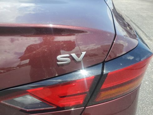 Used 2024 Nissan Altima 2.5 SV FWD image 5