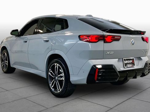 Used 2024 BMW X2 xDrive28i w/ M Sport Package AWD/4WD image 11