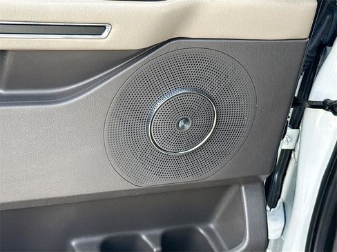 Used 2020 Ford Expedition Limited image 20