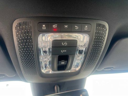 Certified 2025 Mercedes-Benz GLA 250 image 23