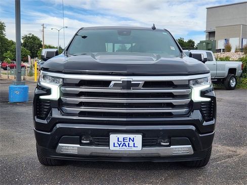 Used 2023 Chevrolet Silverado 1500 High Country w/ Technology Package image 5