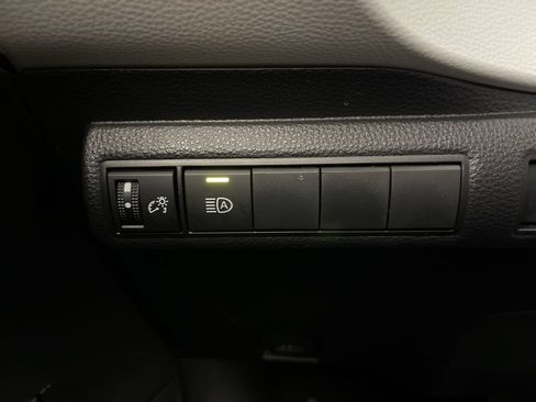Certified 2026 Toyota Corolla SE FWD image 28