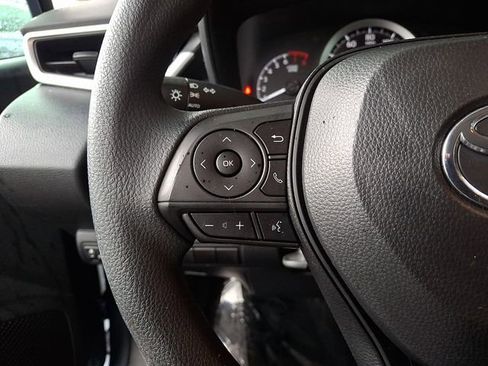 Used 2020 Toyota Corolla LE image 23