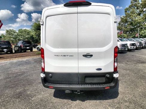 Used 2023 Ford Transit 250 Medium Roof RWD image 21