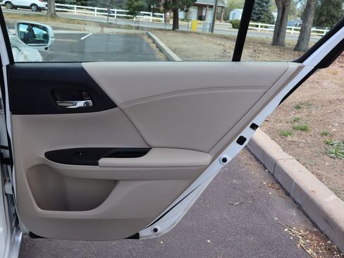 Used 2013 Honda Accord EX-L image 25