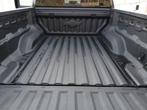 Used 2026 Chevrolet Colorado ZR2 w/ Technology Package AWD/4WD image 33