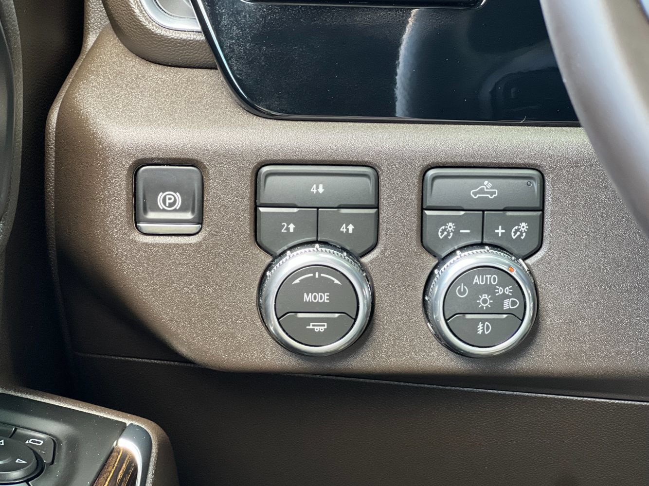 Used 2026 GMC Sierra 2500 SLE AWD/4WD image 18