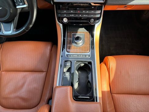 Used 2018 Jaguar XE Portfolio RWD image 19