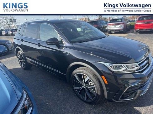 Used 2023 Volkswagen Tiguan SEL R-Line AWD/4WD image 1