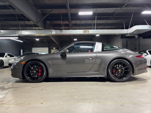 Used 2015 Porsche 911 Targa 4S AWD/4WD image 9