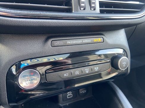 Used 2024 Ford Escape ST-Line Select w/ Tech Pack #2 image 16