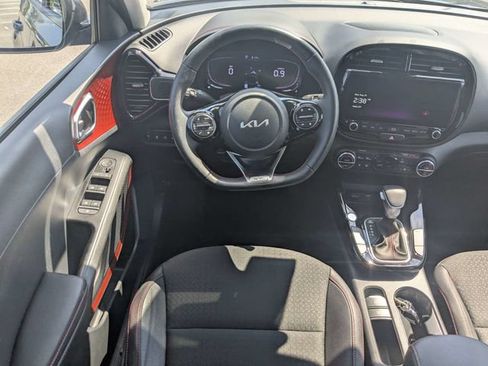 Used 2024 Kia Soul GT-Line w/ GT-Line Technology Package FWD image 16