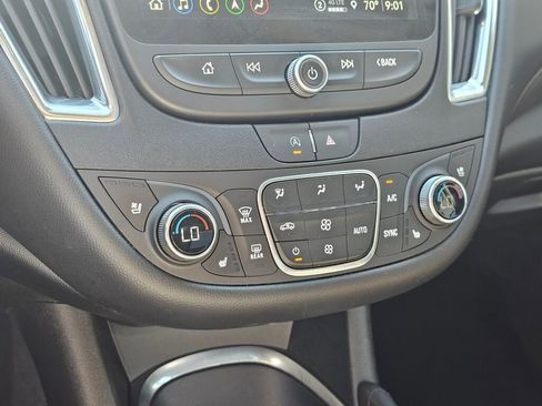 Used 2024 Chevrolet Malibu LT FWD image 23