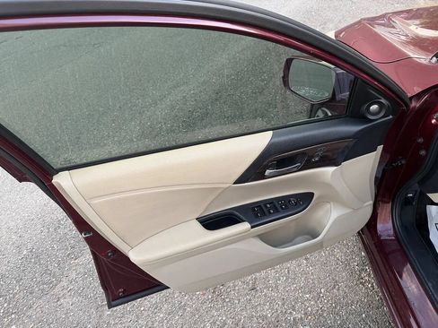 Used 2016 Honda Accord EX-L image 42