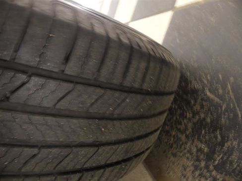 Used 2016 Ford Explorer XLT w/ Equipment Group 202A AWD/4WD image 36