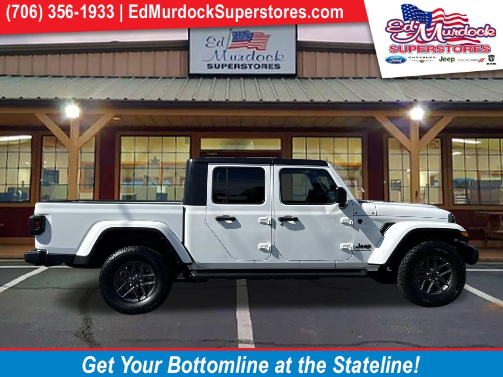 Used 2024 Jeep Gladiator Sport AWD/4WD image 1