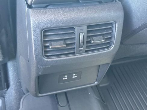 Certified 2024 Nissan Rogue SV AWD/4WD image 18