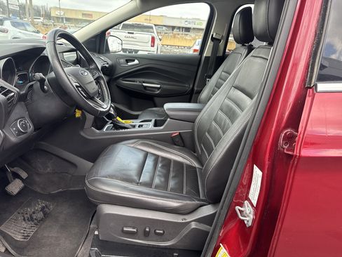 Used 2018 Ford Escape SEL image 12