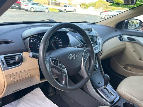 Used 2013 Hyundai Elantra GLS w/ Preferred Pkg FWD image 20