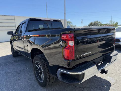 Used 2019 Chevrolet Silverado 1500 LT w/ Convenience Package image 5