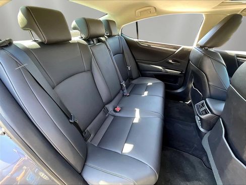 Used 2021 Lexus ES 350 w/ Accessory Package 2 FWD image 25