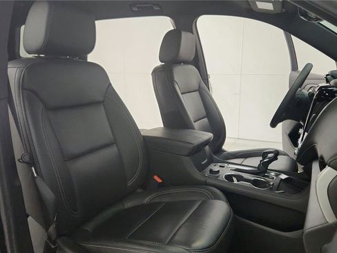 Used 2022 Chevrolet Traverse LT AWD/4WD image 53
