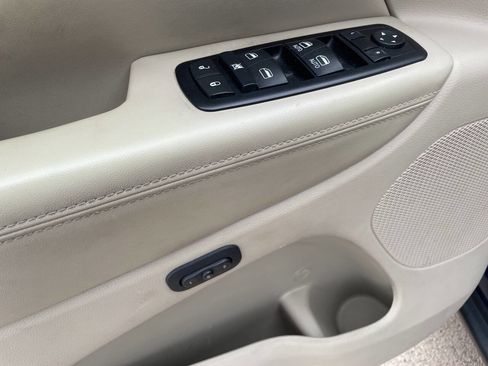 Used 2015 Jeep Grand Cherokee Limited AWD/4WD image 18